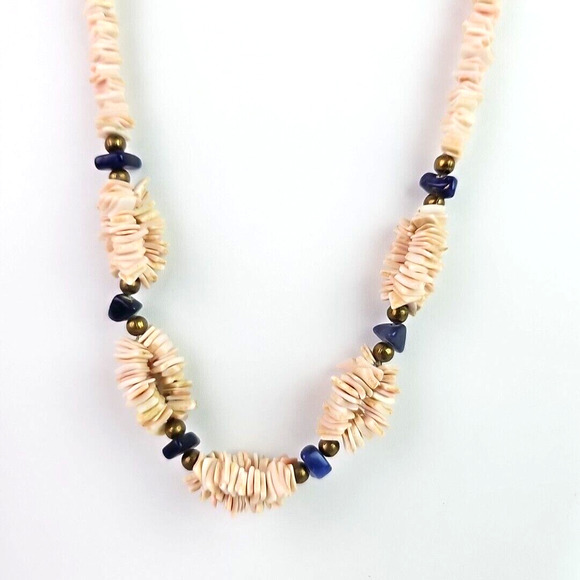 Sea Shell Necklace Light Pink with Dark Blue Nuggets Gold Tone Spacers 17 Inch - Picture 2 of 8